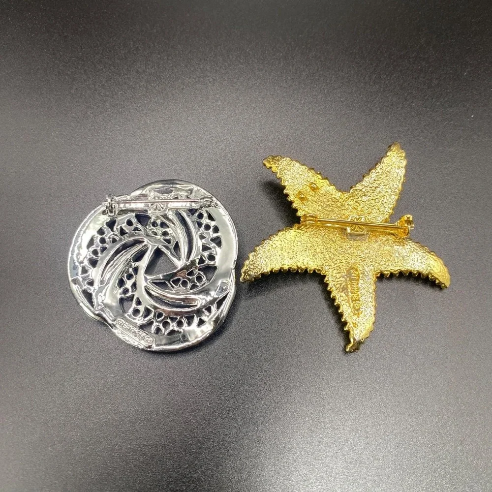 Vintage‎ Gerry's Brooch Lot of 2 Starfish Gold Tone Swirl Silver Tone